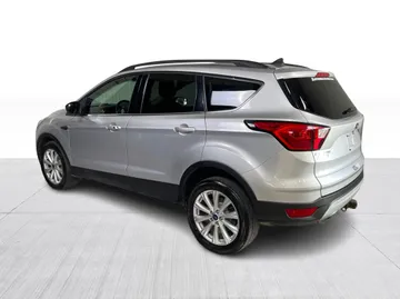 2019 Ford Escape - image 11