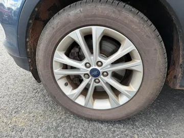 2018 Ford Escape - image 7