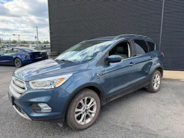 2018 Ford Escape - image 3