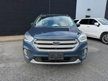 2018 Ford Escape - image 2