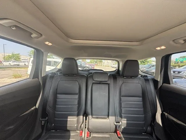 2019 Ford Escape — photo 8