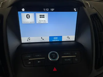 2019 Ford Escape - image 24