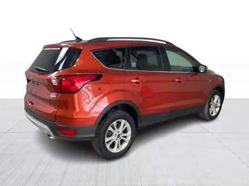2019 Ford Escape - image 12