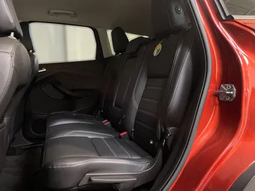 2019 Ford Escape - image 13