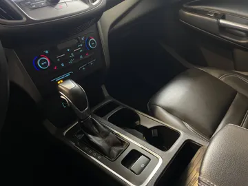 2019 Ford Escape - image 20