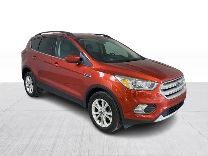 2019 Ford Escape - image principale