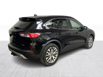 2021 Ford Escape - image 8