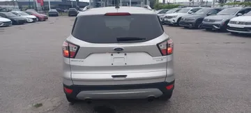 2018 Ford Escape - image 6