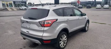 2018 Ford Escape - image 7
