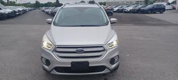 2018 Ford Escape - image 2