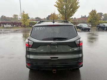 2018 Ford Escape - image 6