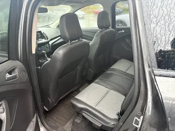 2018 Ford Escape - image 7