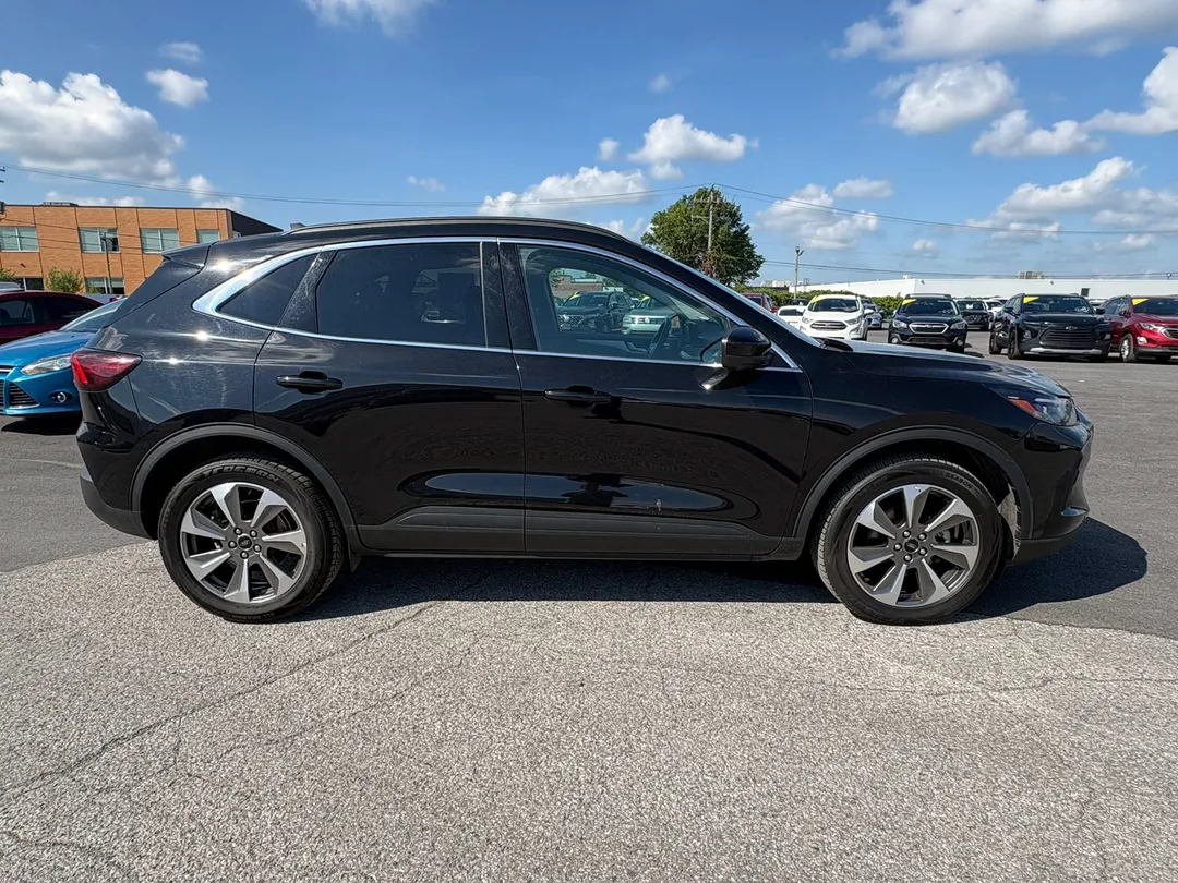 2024 Ford Escape for sale - photo 3