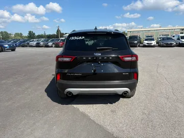 2024 Ford Escape - image 6