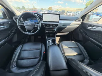 2024 Ford Escape - image 10