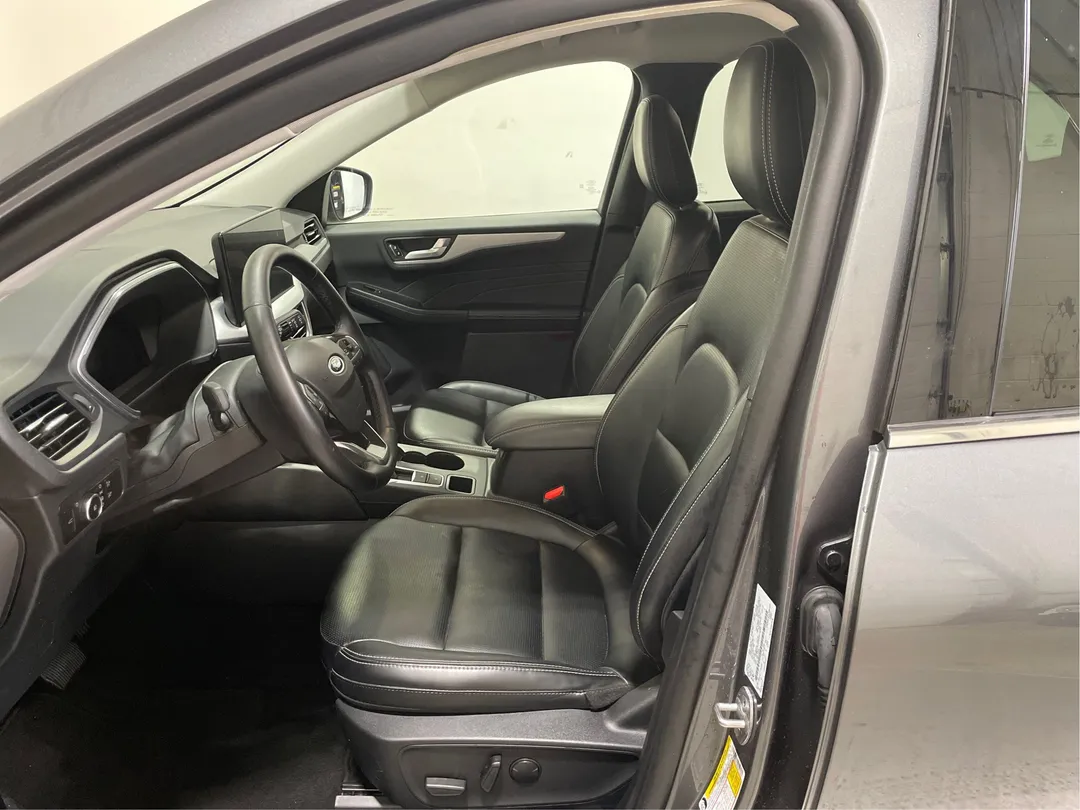 2025 Ford Escape — photo 3