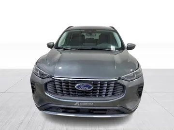 2025 Ford Escape - image 8