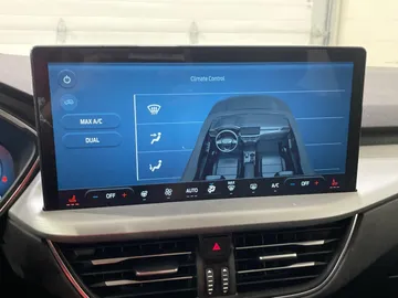 2025 Ford Escape - image 21