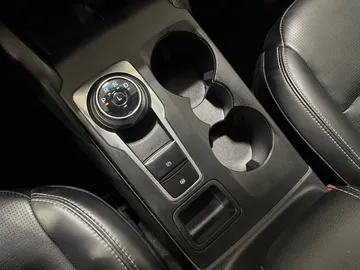 2025 Ford Escape - image 26