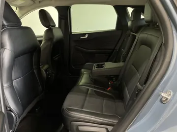 2025 Ford Escape - image 15