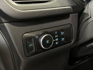 2025 Ford Escape - image 28