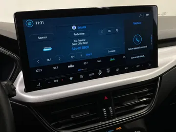 2025 Ford Escape - image 27