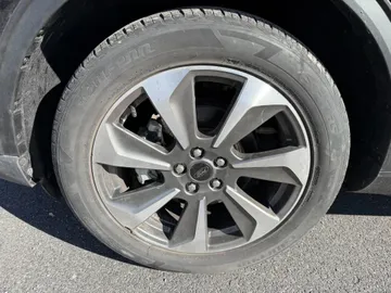 2025 Ford Escape - image 7
