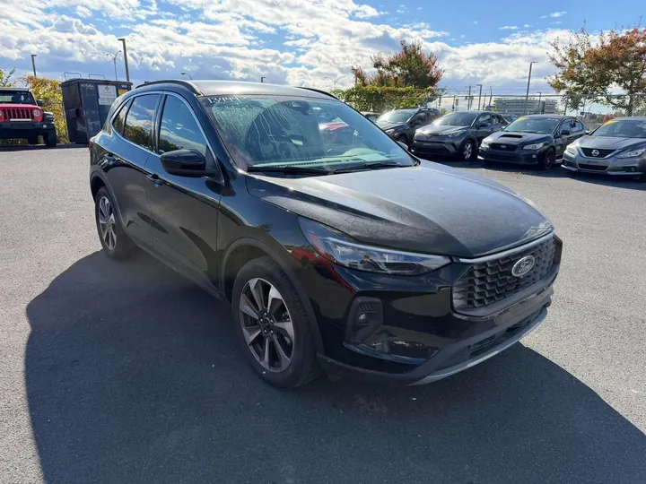 2025 Ford Escape