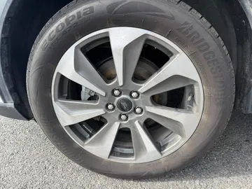 2024 Ford Escape - image 7