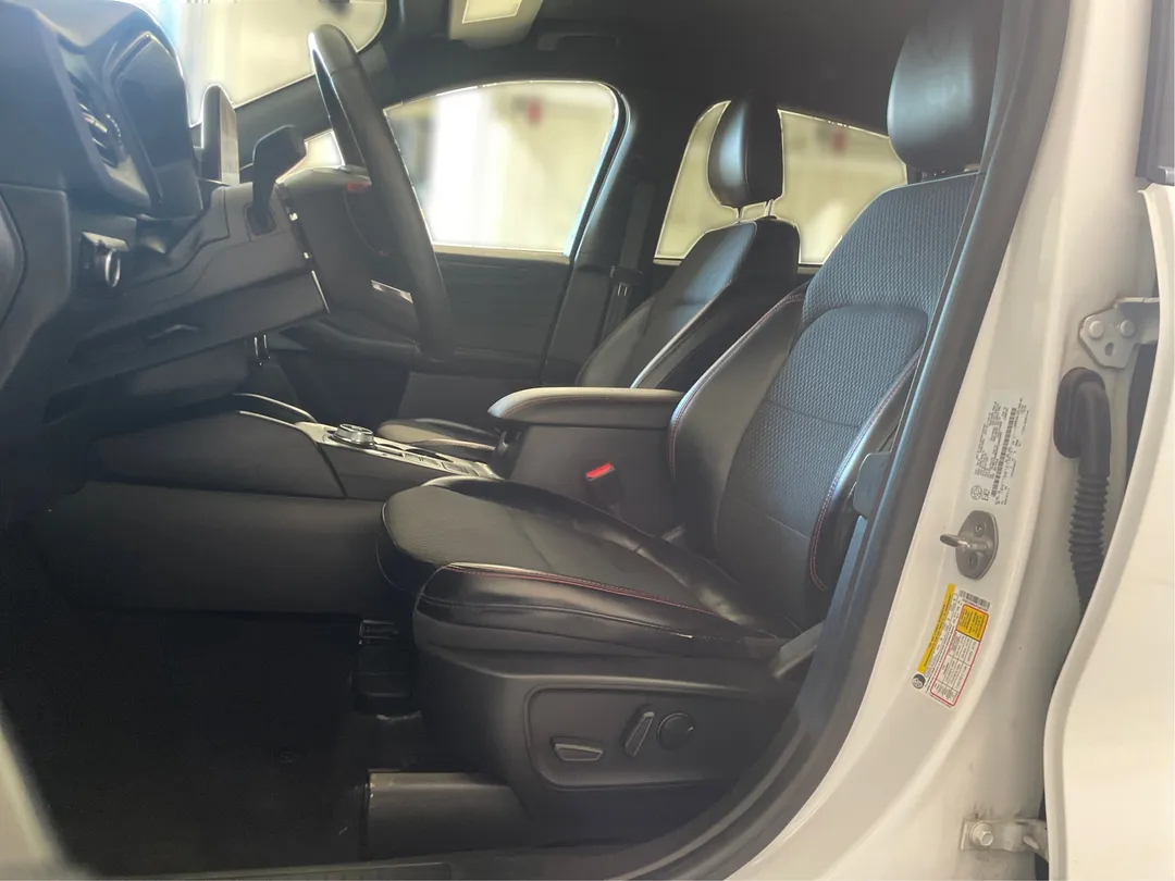 2023 Ford Escape for sale - photo 3