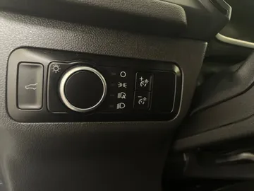 2023 Ford Escape - image 27