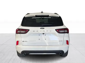 2023 Ford Escape - image 10