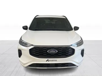 2023 Ford Escape - image 6