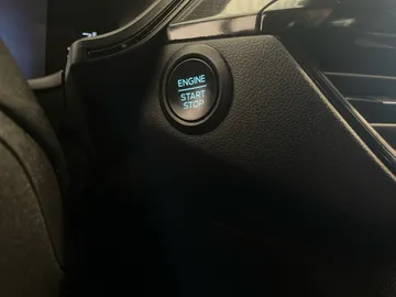 2023 Ford Escape - image 21