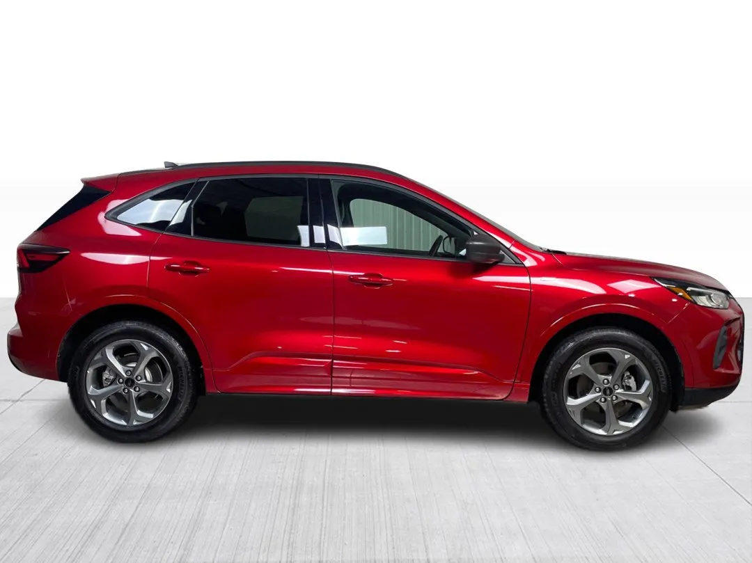 2024 Ford Escape — photo 2