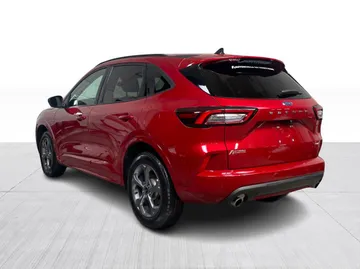 2024 Ford Escape - image 11