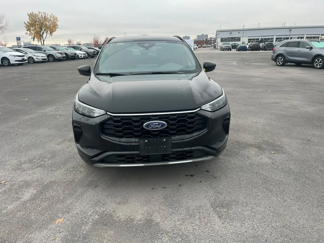 2024 Ford Escape for sale - photo 2