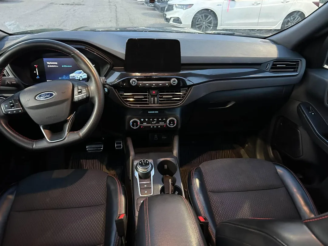 2024 Ford Escape ST-Line AWD, photo 8