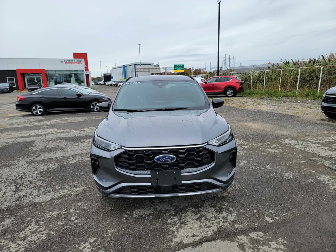 2024 Ford Escape for sale - photo 2