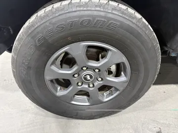 2022 Ford Bronco - image 7
