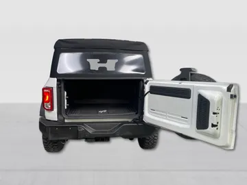 2021 Ford Bronco - image 13