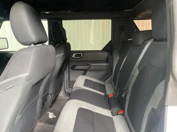 2021 Ford Bronco - image 15