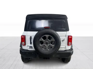 2021 Ford Bronco - image 12