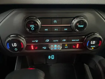 2021 Ford Bronco - image 22