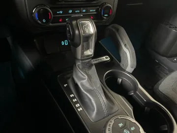 2021 Ford Bronco - image 30