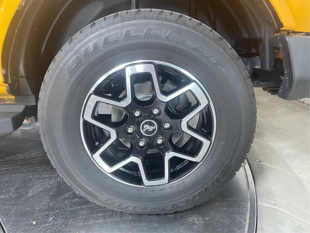 2022 Ford Bronco — photo 5