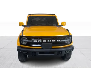 2022 Ford Bronco - image 8