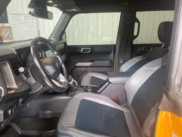 2022 Ford Bronco - image 3