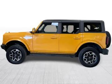 2022 Ford Bronco - image 10