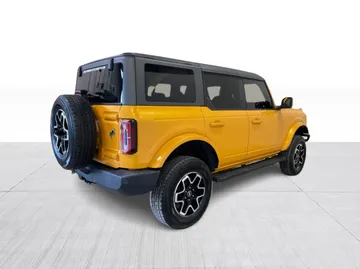 2022 Ford Bronco - image 14